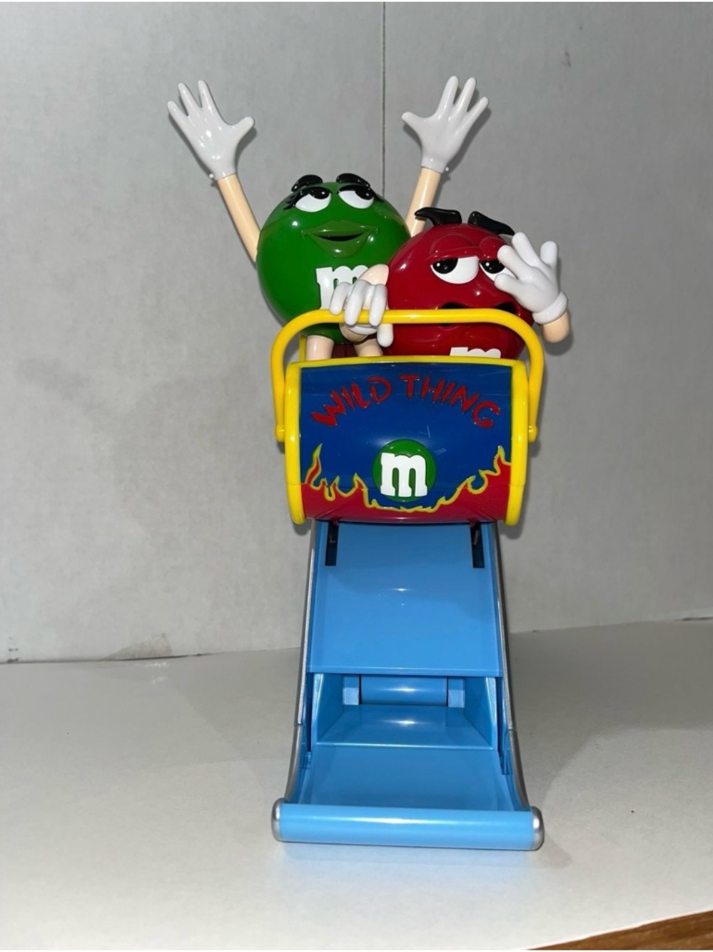 M&M'S Wild Thing Coaster Toy with Green & Red M&M Figures